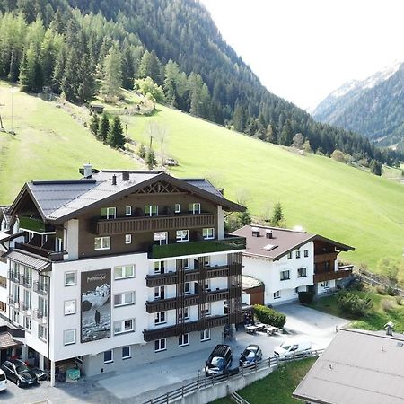 Aktivhotel Feichtner Hof 카우넬탈 외부 사진